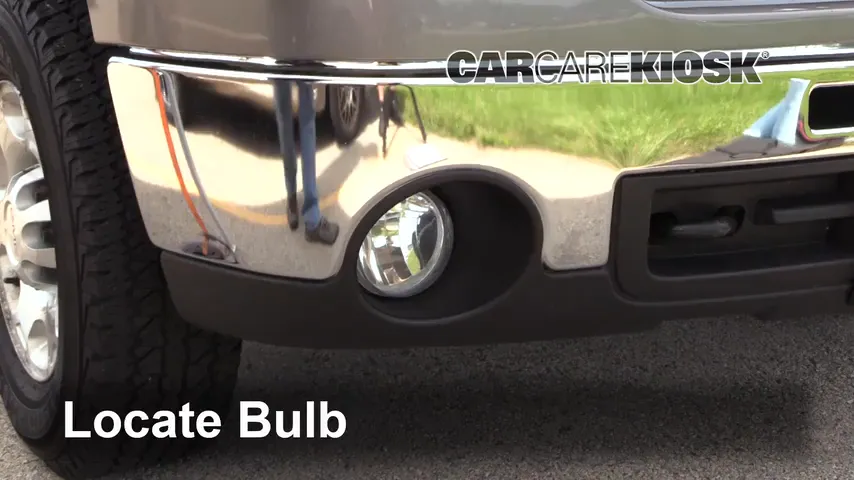 2009 GMC Sierra 2500 HD SLE 6.0L V8 Crew Cab Pickup (4 Door) Lights Fog Light (replace bulb)